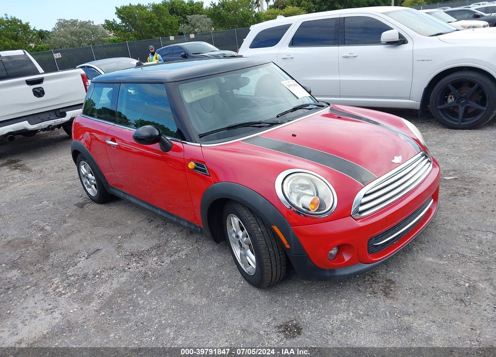 2013 MINI HARDTOP COOPER VIN: WMWSU3C59DT688944