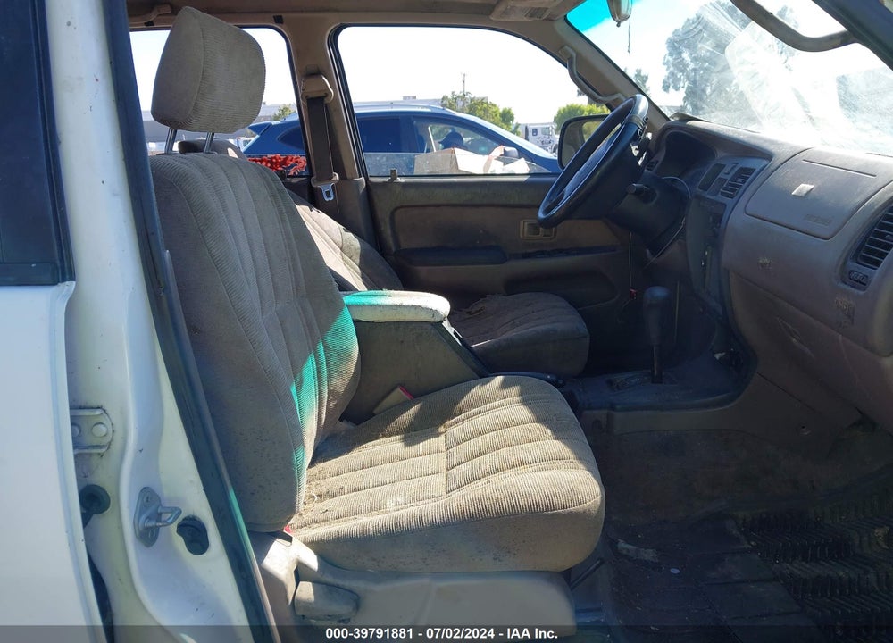 1999 TOYOTA 4RUNNER VIN: JT3GM84R7X0040083