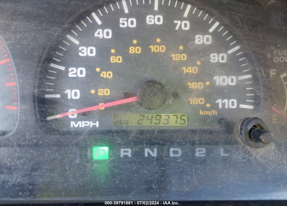1999 TOYOTA 4RUNNER VIN: JT3GM84R7X0040083