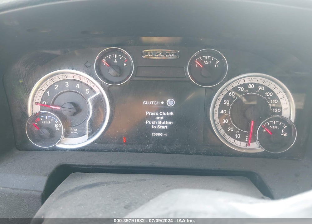 2017 RAM 3500 LAIE  4X4 8' BOX VIN: 3C63R3JL8HG566807
