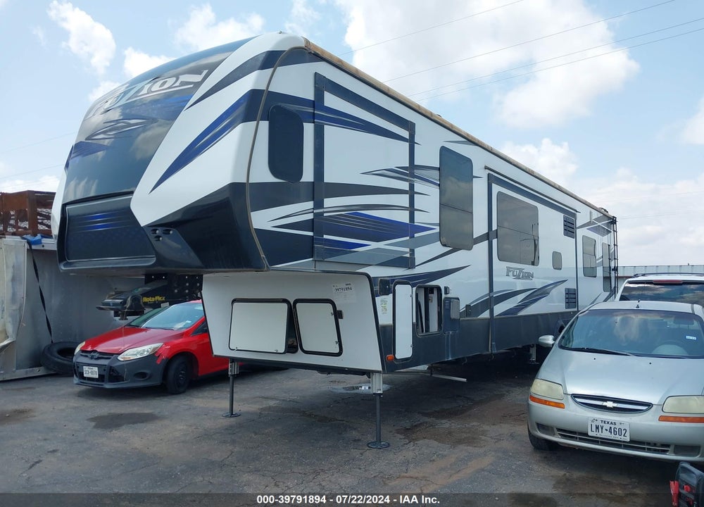 2020 KEYSTONE FUZION 424 VIN: 4YDF42938LF810420