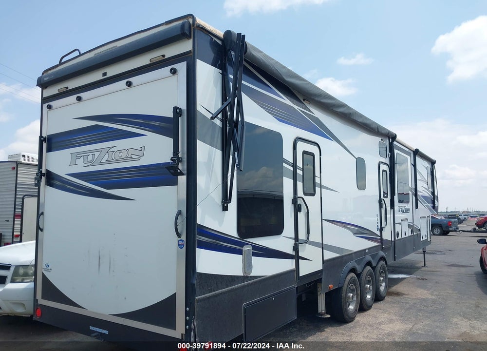 2020 KEYSTONE FUZION 424 VIN: 4YDF42938LF810420