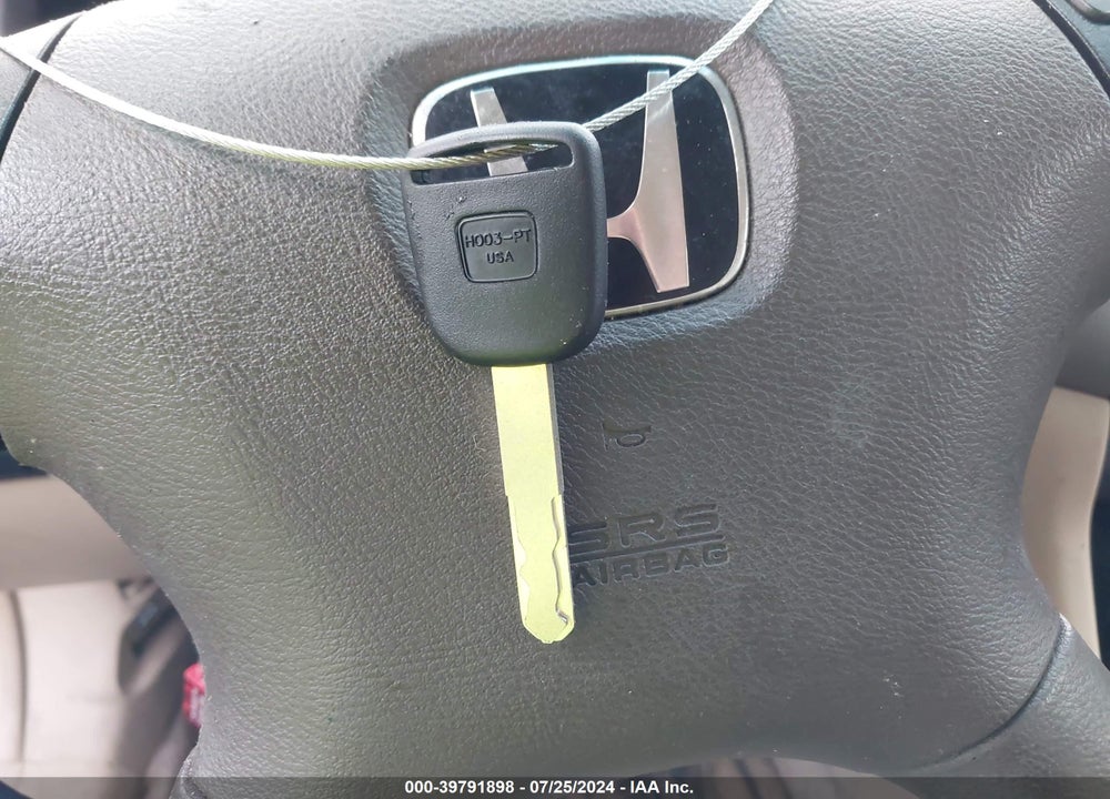 2005 HONDA ACCORD 2.4 LX VIN: 1HGCM56495A158106