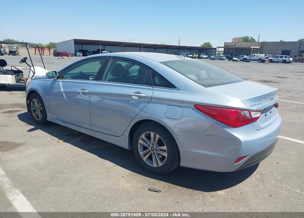 2014 HYUNDAI SONATA GLS VIN: 5NPEB4AC3EH877141