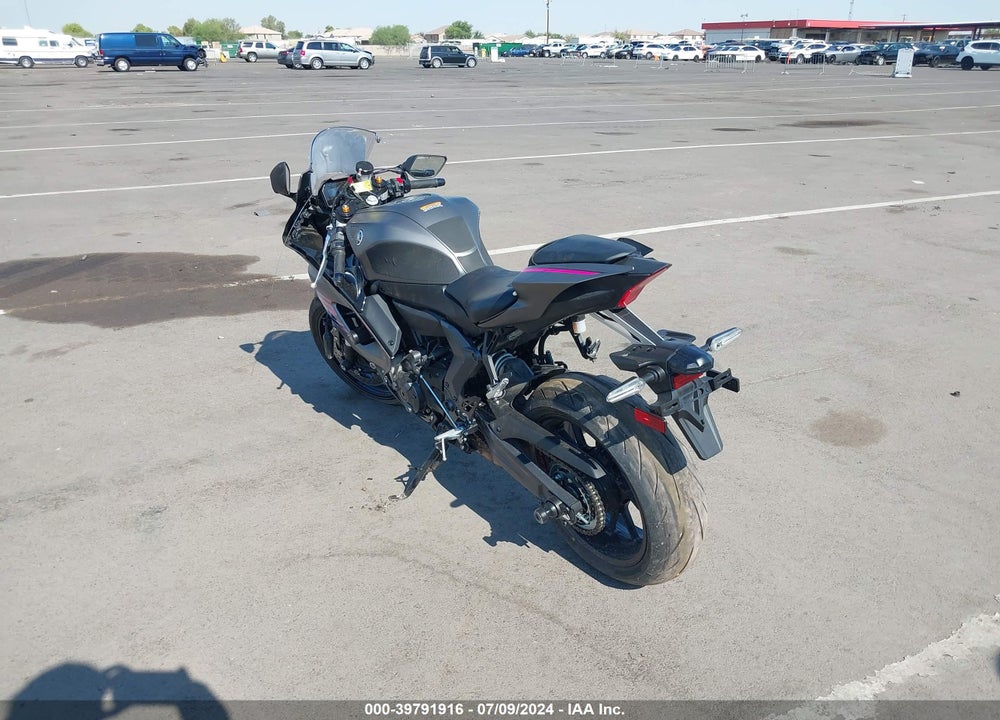 2024 YAMAHA YZFR7 VIN: JYARM38E9RA009912