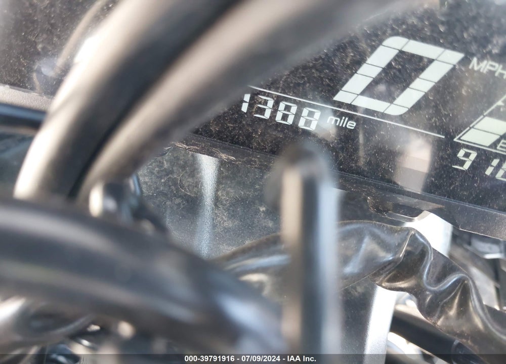2024 YAMAHA YZFR7 VIN: JYARM38E9RA009912