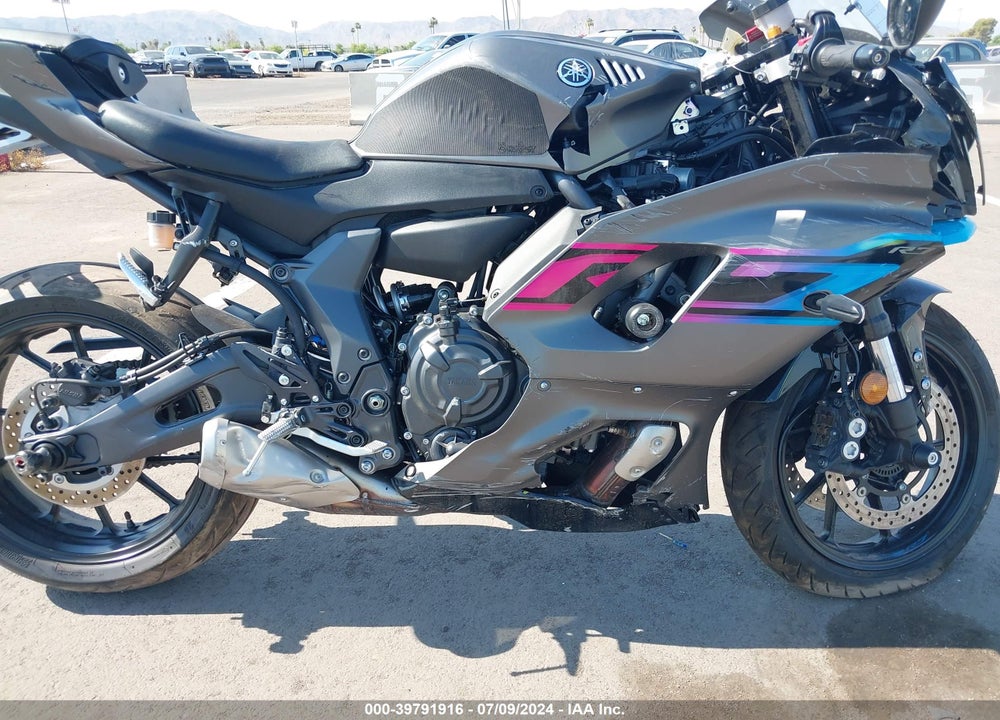 2024 YAMAHA YZFR7 VIN: JYARM38E9RA009912
