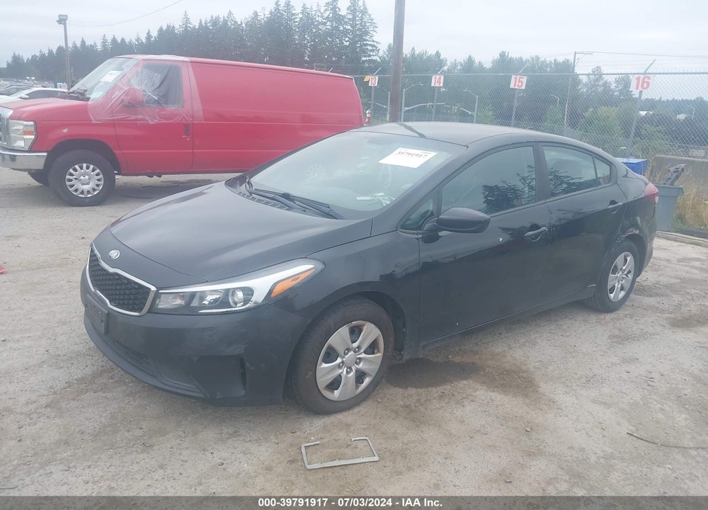 2018 KIA FORTE LX VIN: 3KPFK4A79JE251812