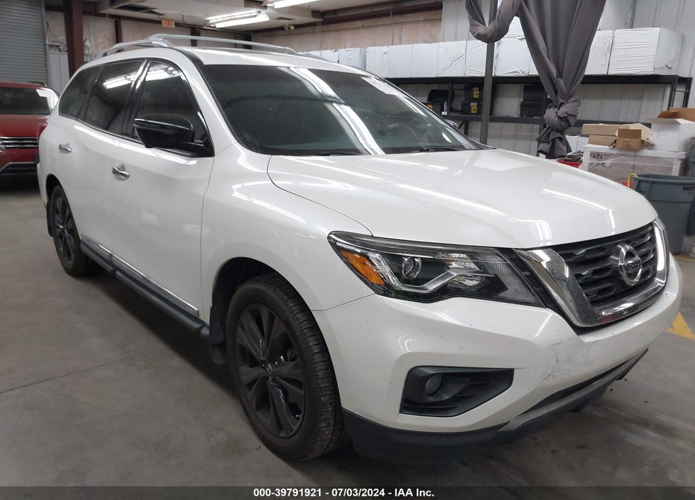 2017 NISSAN PATHFINDER PLATINUM VIN: 5N1DR2MN7HC686827