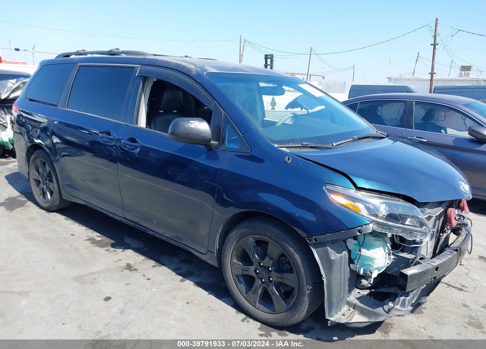 2011 TOYOTA SIENNA LE V6 VIN: 5TDKK3DC4BS069329