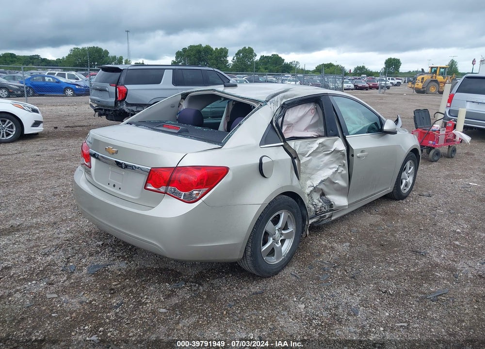 2014 CHEVROLET CRUZE 1LT AUTO VIN: 1G1PC5SB3E7124000