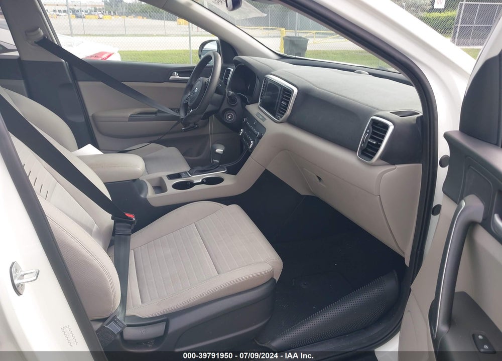 2020 KIA SPORTAGE LX VIN: KNDPM3AC3L7827399