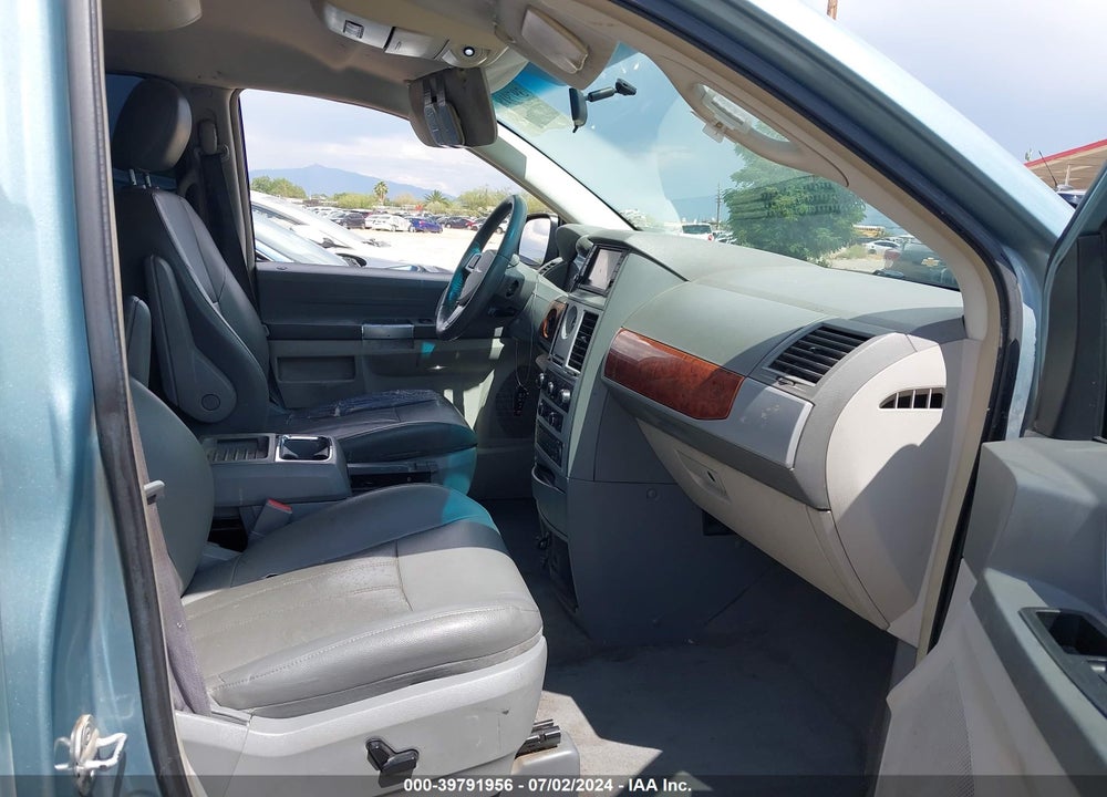 2008 CHRYSLER TOWN & COUNTRY TOURING VIN: 2A8HR54P88R766856