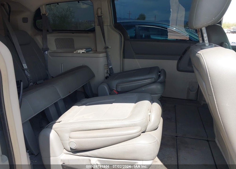 2008 CHRYSLER TOWN & COUNTRY TOURING VIN: 2A8HR54P88R766856