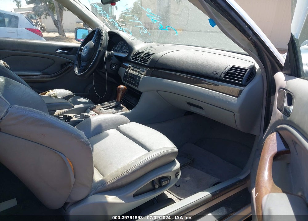 2001 BMW 330CI VIN: WBABN53401JU31212