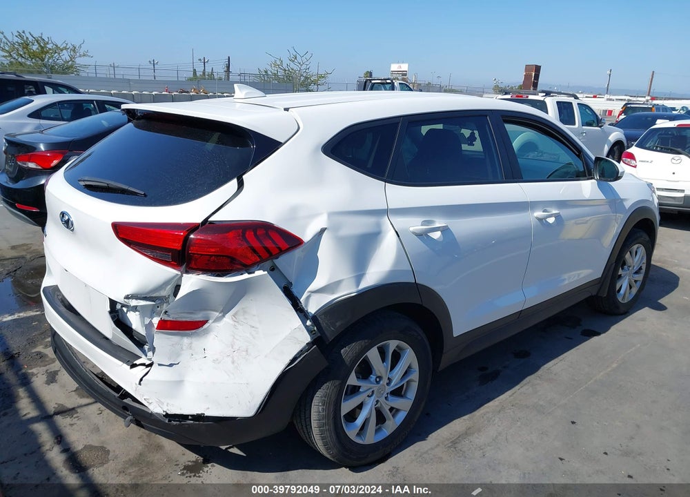 2021 HYUNDAI TUCSON SE VIN: KM8J23A43MU327181