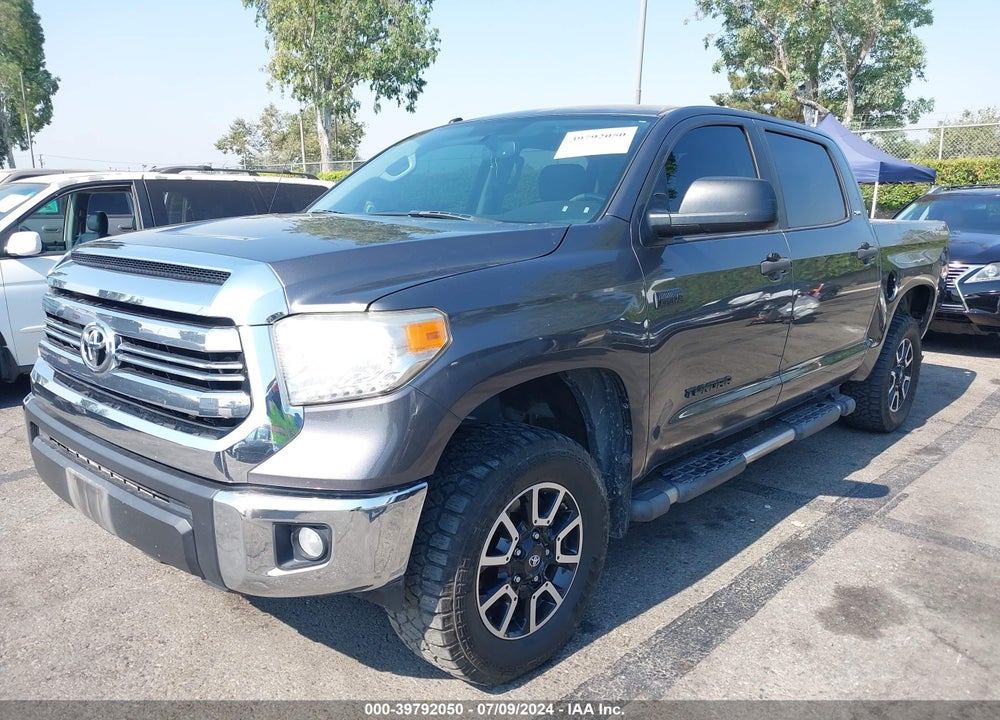 2017 TOYOTA TUNDRA SR5 5.7L V8 VIN: 5TFEY5F1XHX217053