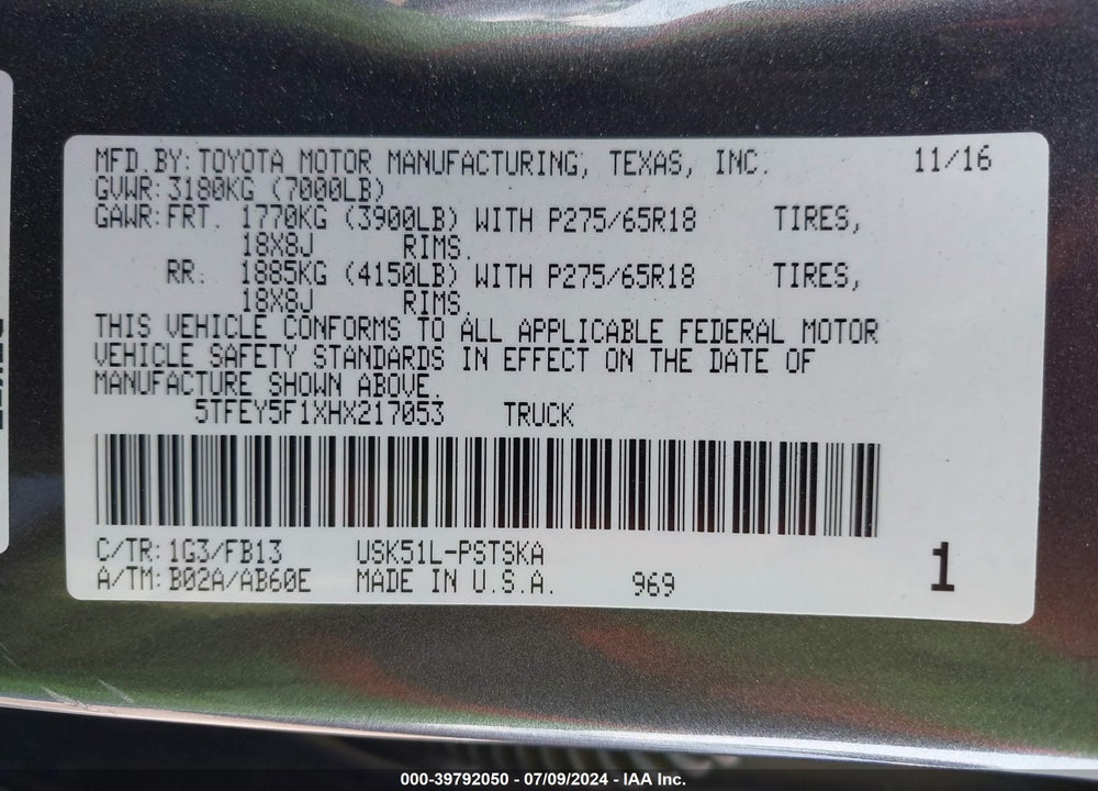 2017 TOYOTA TUNDRA SR5 5.7L V8 VIN: 5TFEY5F1XHX217053
