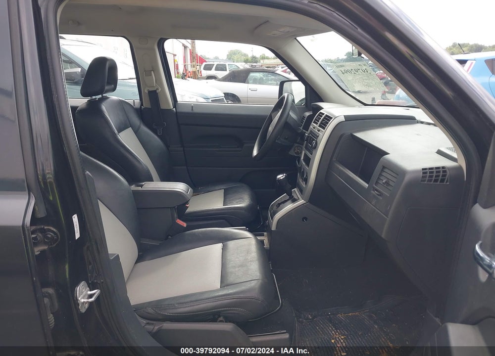 2008 JEEP PATRIOT SPORT VIN: 1J8FT28W38D704549