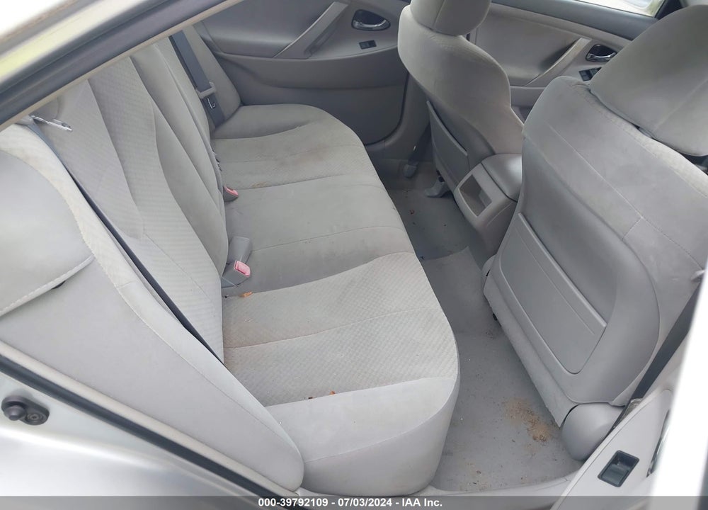 2007 TOYOTA CAMRY LE VIN: 4T1BE46K17U604150