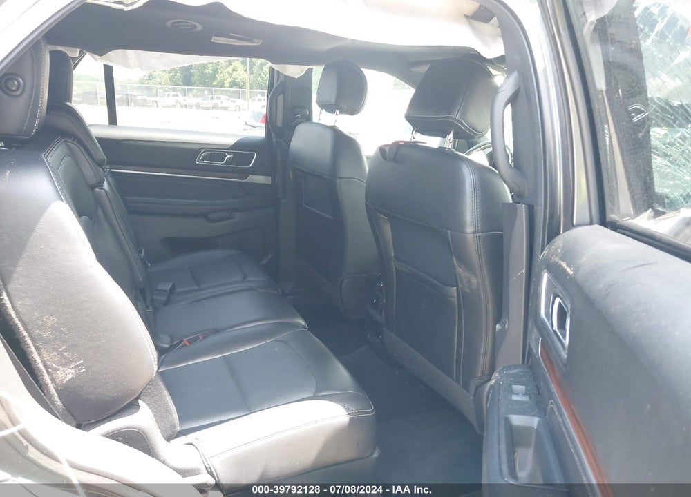 2017 FORD EXPLORER LIMITED VIN: 1FM5K7F88HGC06557
