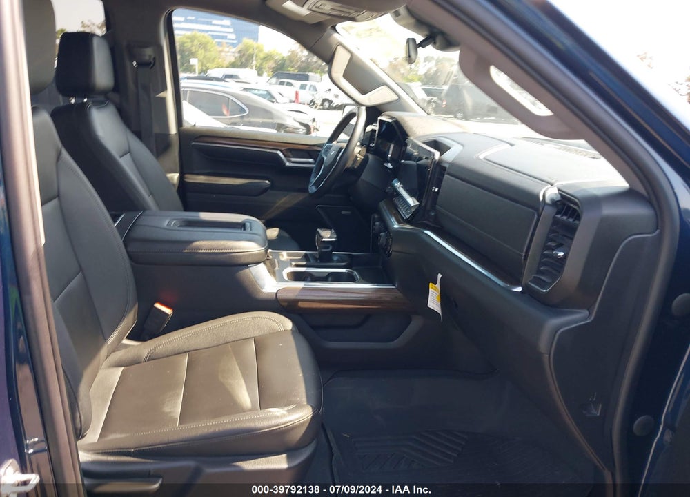 2022 CHEVROLET SILVERADO 1500 4WD SHORT BED RST VIN: 3GCUDEET6NG688899