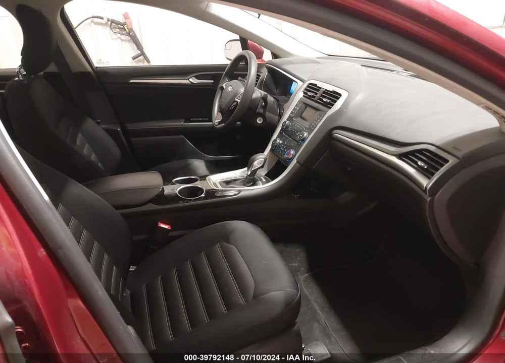 2014 FORD FUSION SE VIN: 3FA6P0H7XER136138