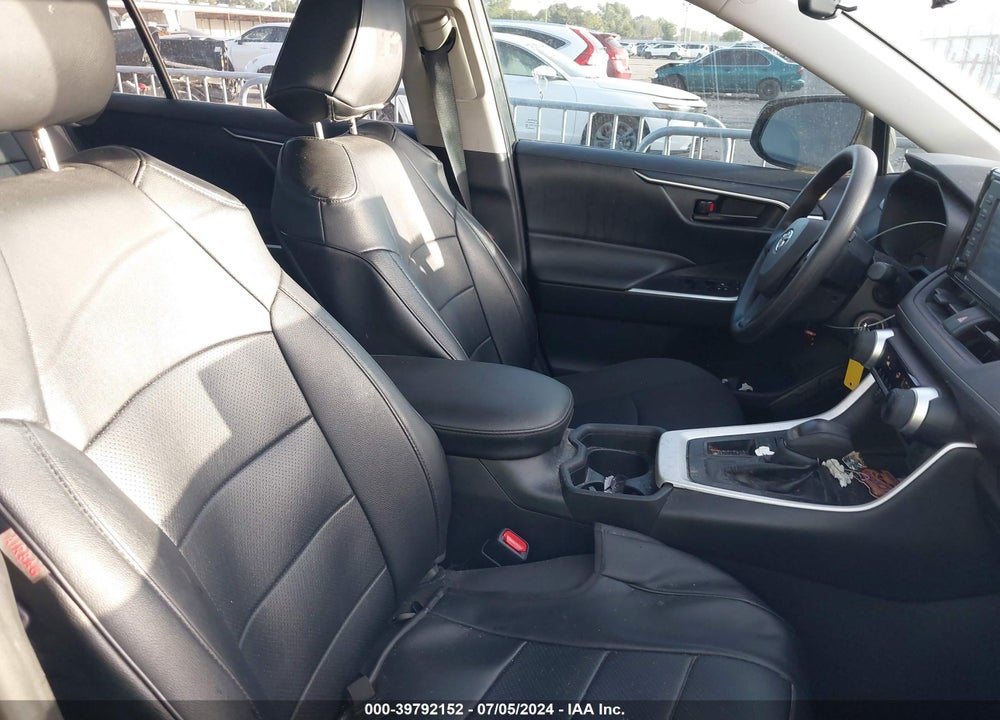 2021 TOYOTA RAV4 LE VIN: 2T3H1RFV1MC157675