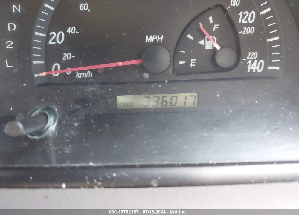 2004 TOYOTA CAMRY LE VIN: 4T1BE32K94U858703