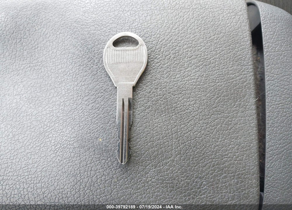 2004 NISSAN SENTRA 1.8S VIN: 3N1CB51D64L886391