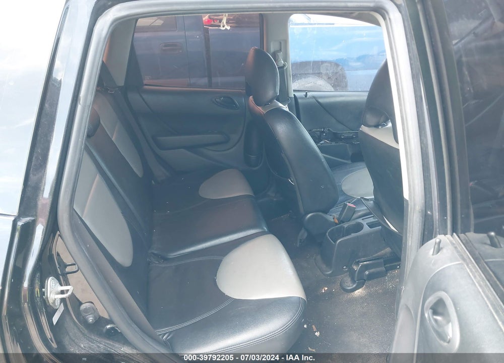 2008 HONDA FIT SPORT VIN: JHMGD38648S013765