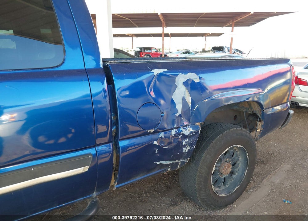 2003 CHEVROLET SILVERADO 2500HD LS VIN: 1GCHK29U63E165735