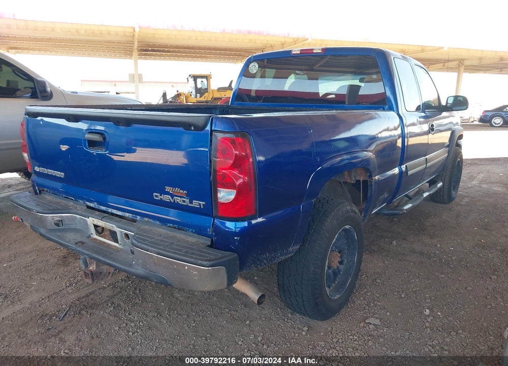2003 CHEVROLET SILVERADO 2500HD LS VIN: 1GCHK29U63E165735