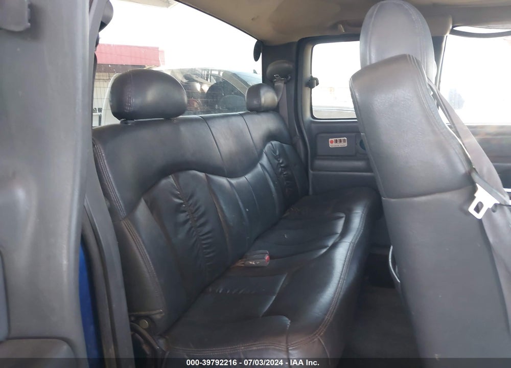 2003 CHEVROLET SILVERADO 2500HD LS VIN: 1GCHK29U63E165735