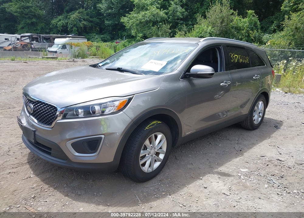 2017 KIA SORENTO 3.3L LX VIN: 5XYPGDA55HG217710