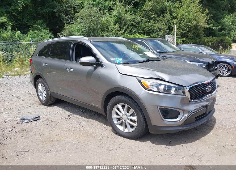2017 KIA SORENTO 3.3L LX VIN: 5XYPGDA55HG217710