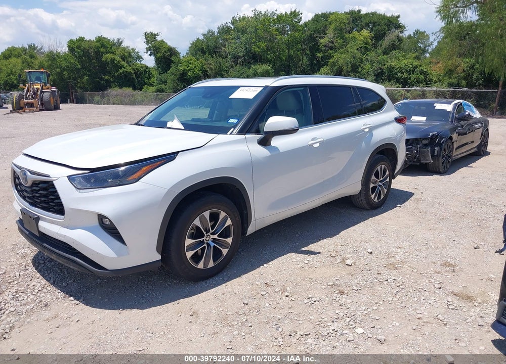 2022 TOYOTA HIGHLANDER HYBRID XLE VIN: 5TDGARAH9NS513384