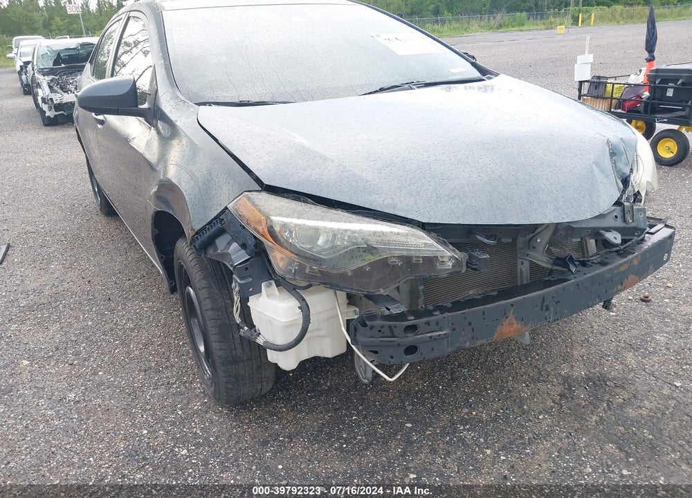 2017 TOYOTA COROLLA LE VIN: 5YFBURHE2HP710973