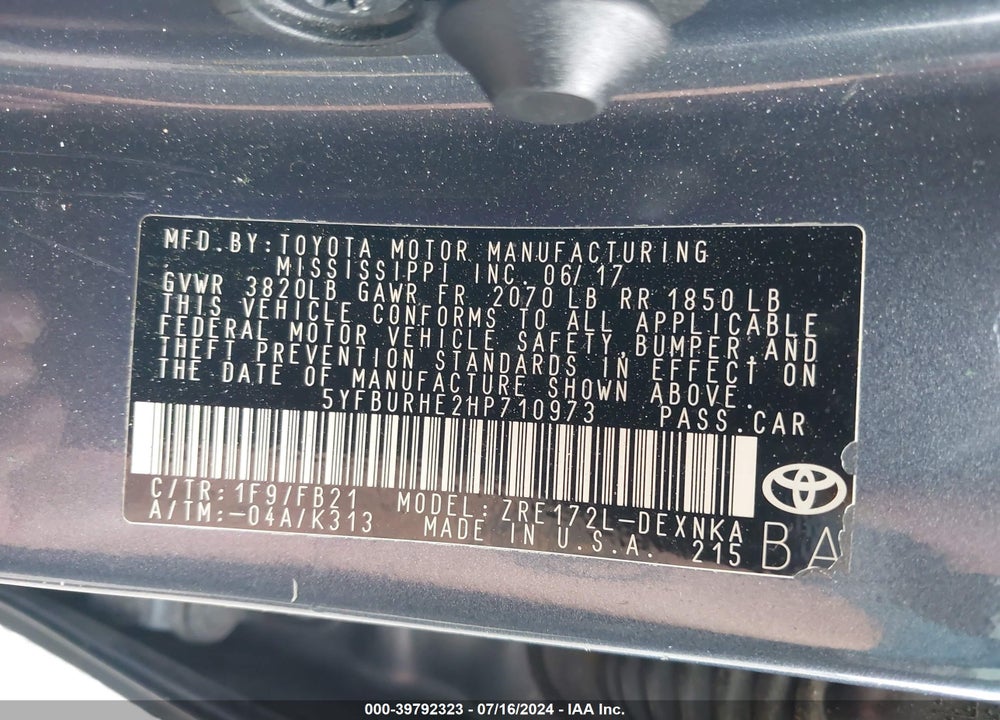 2017 TOYOTA COROLLA LE VIN: 5YFBURHE2HP710973