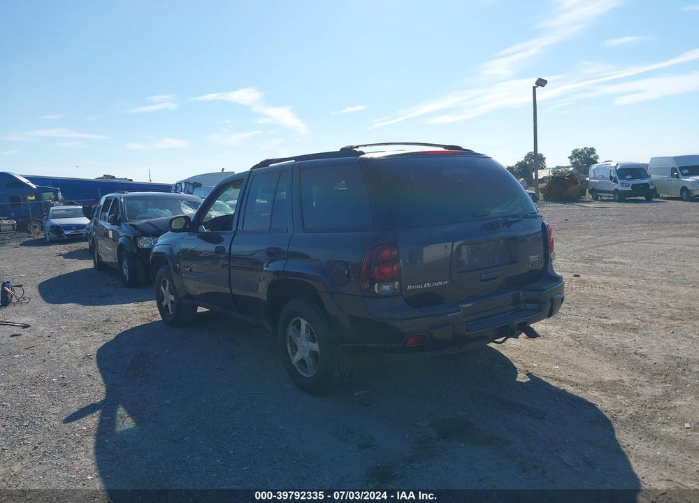 2004 CHEVROLET TRAILBLAZER LS VIN: 1GNDT13SX42230786