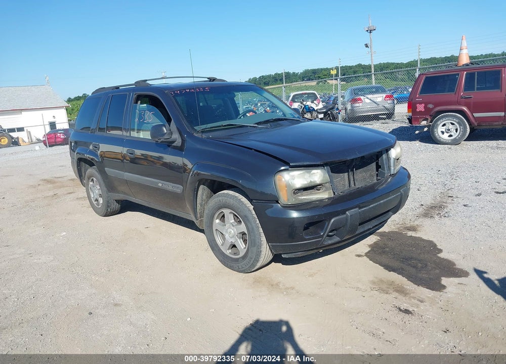 2004 CHEVROLET TRAILBLAZER LS VIN: 1GNDT13SX42230786