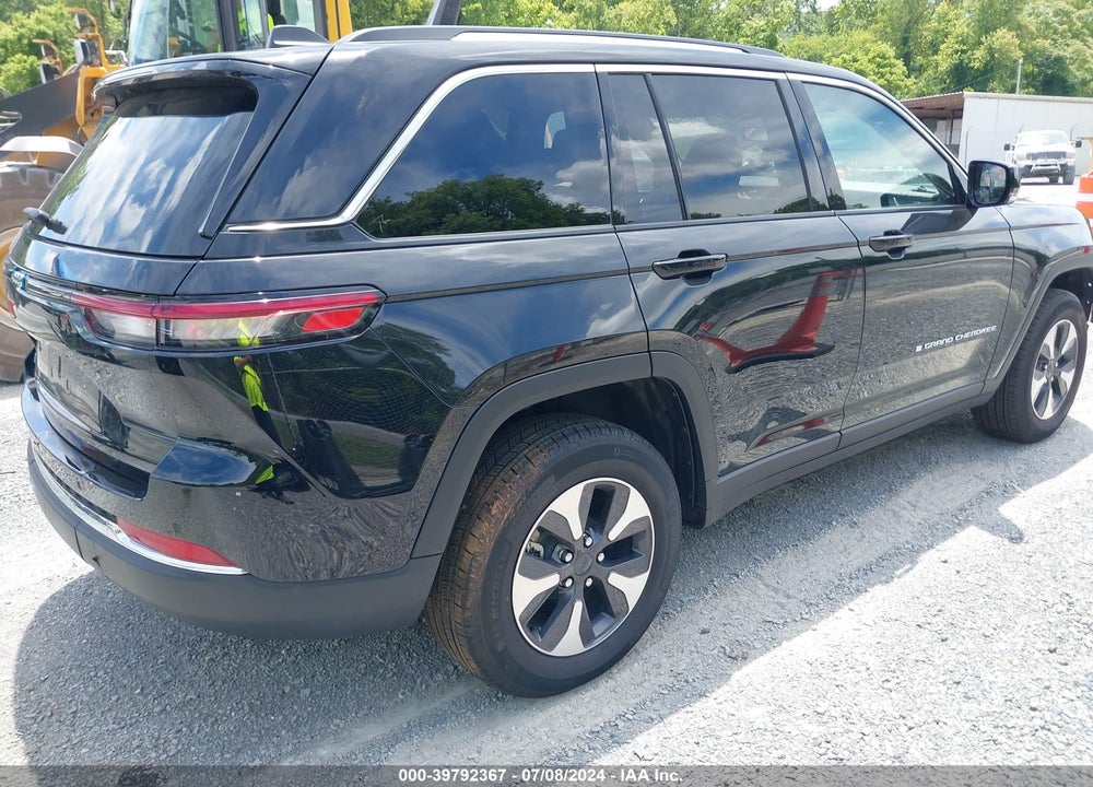 2024 JEEP GRAND CHEROKEE 4XE VIN: 1C4RJYB69RC710157