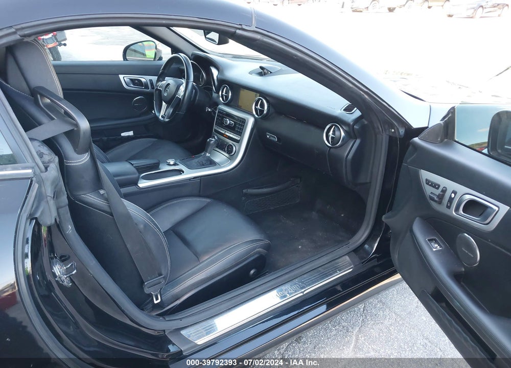2014 MERCEDES-BENZ SLK 350 VIN: WDDPK5HAXEF077133