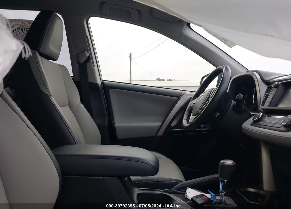 2018 TOYOTA RAV4 LIMITED VIN: JTMDFREV5JD242186