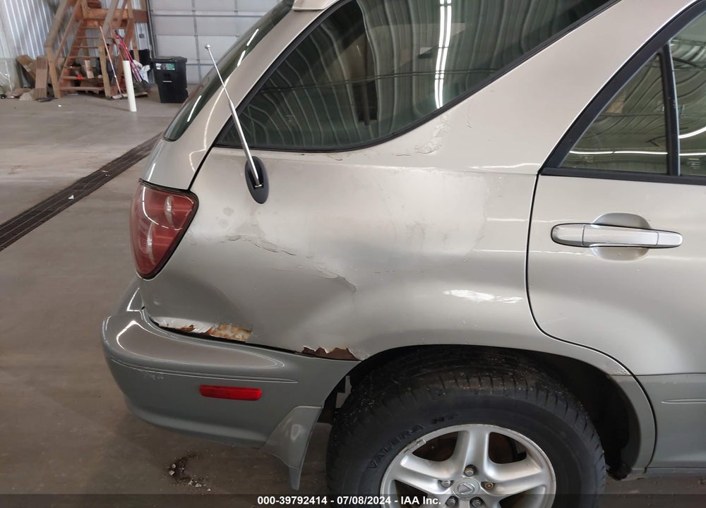 2000 LEXUS RX 300 VIN: JT6HF10U7Y0146392