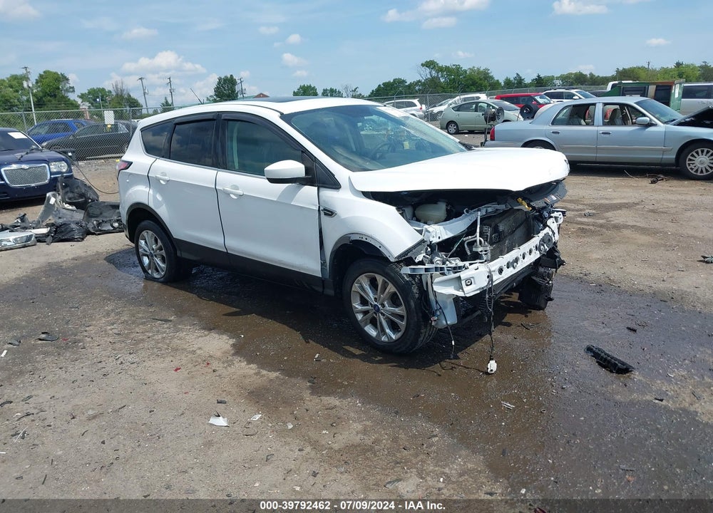 2017 FORD ESCAPE SE VIN: 1FMCU9G9XHUC96512