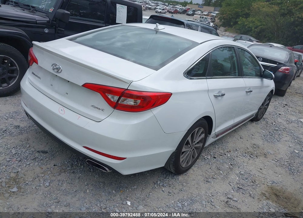 2015 HYUNDAI SONATA SPORT VIN: 5NPE34AF0FH213503