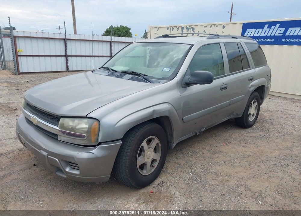 2005 CHEVROLET TRAILBLAZER LS VIN: 1GNDT13S552185385