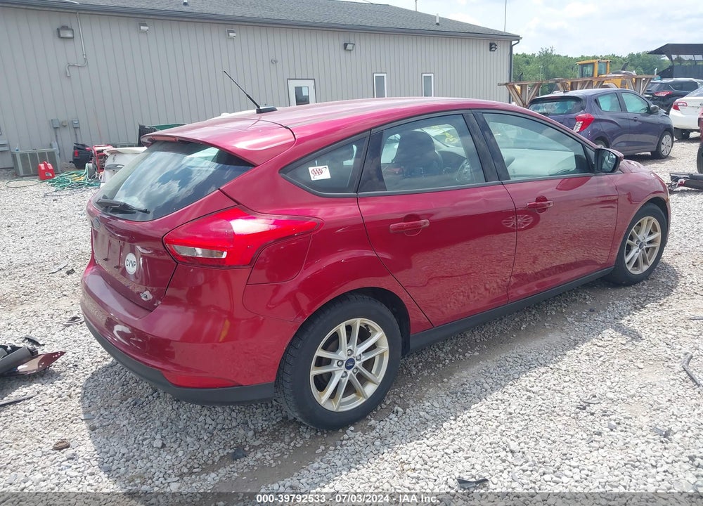 2017 FORD FOCUS SE VIN: 1FADP3K29HL313111