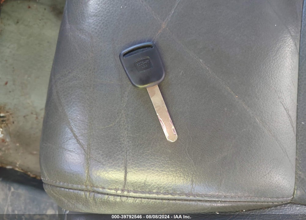 2007 HONDA PILOT EX-L VIN: 5FNYF28537B001720